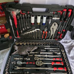 142-piece Chrome Vanadium mechanic socket tool kit set