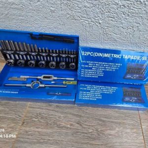 32-piece metric tap and die set